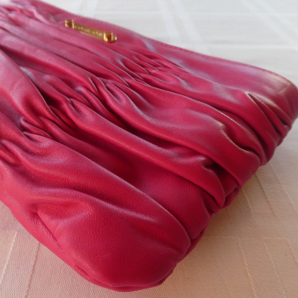 MICHAEL KORS Webster Leather Wallet Clutch Strap